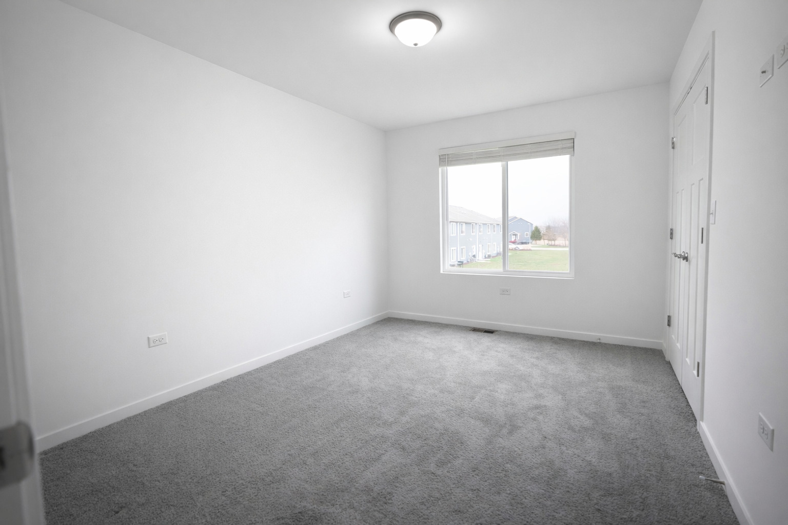 1128 Gillespie Lane #1128, Yorkville, IL 60560