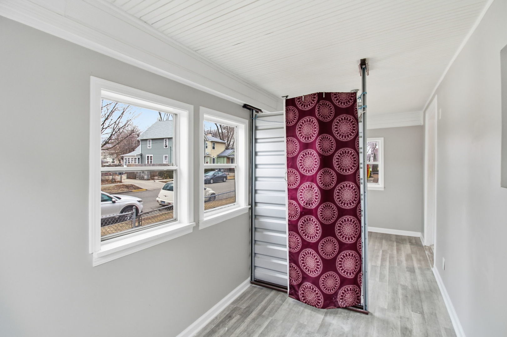 107 N State Street, Aurora, IL 60505