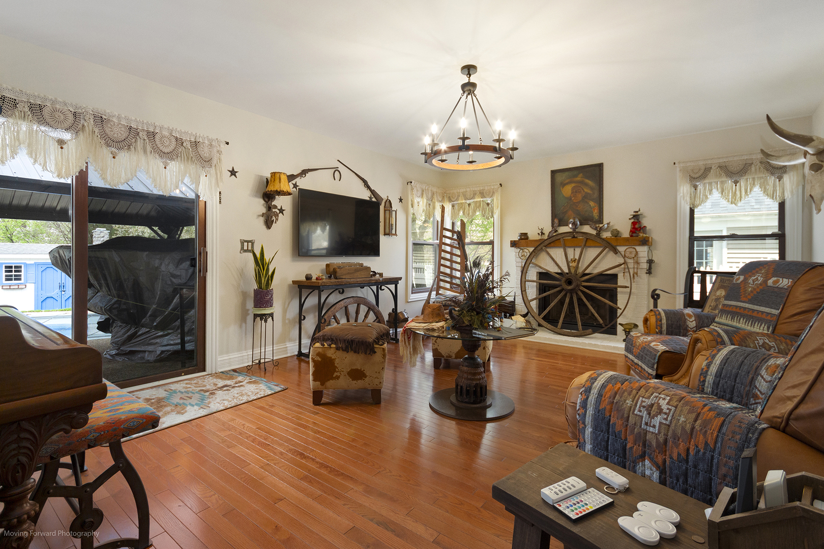 1660 Castillian Way, Mundelein, IL 60060