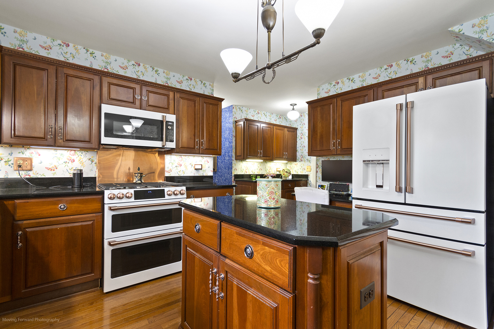 1660 Castillian Way, Mundelein, IL 60060