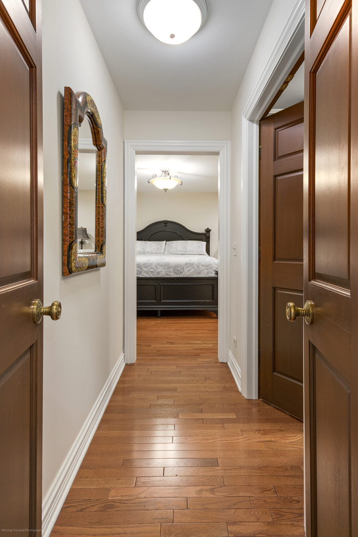 1660 Castillian Way, Mundelein, IL 60060