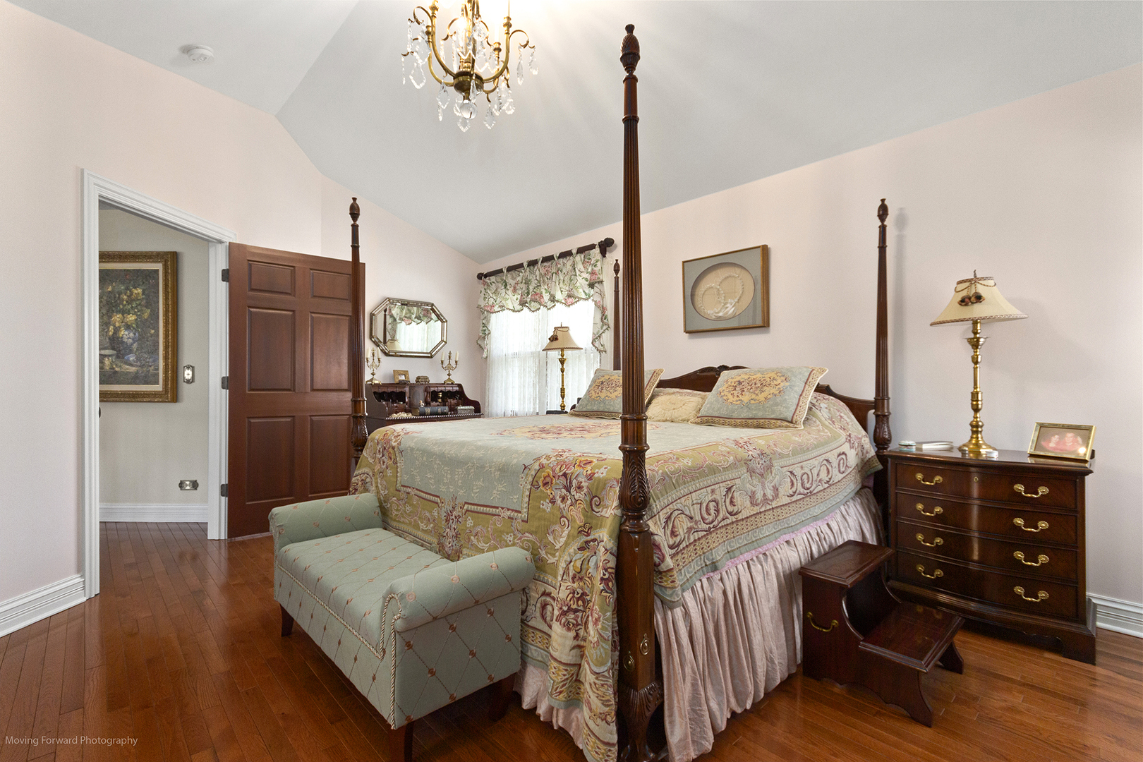 1660 Castillian Way, Mundelein, IL 60060