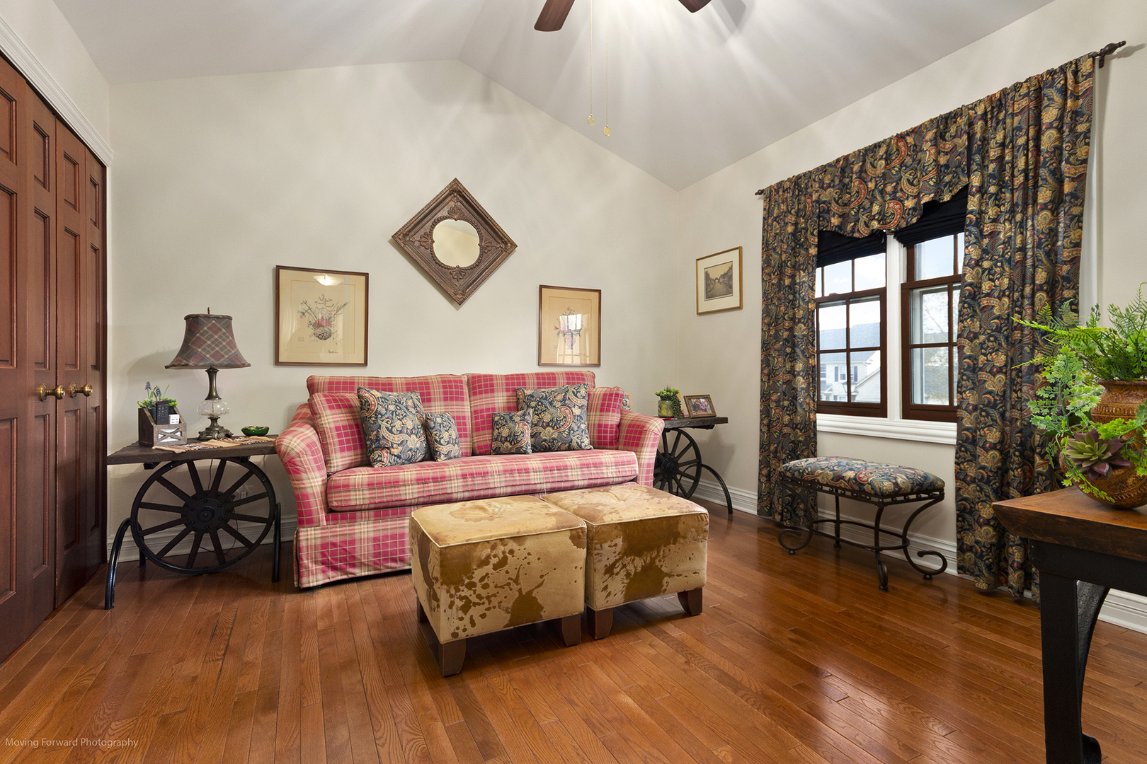 1660 Castillian Way, Mundelein, IL 60060