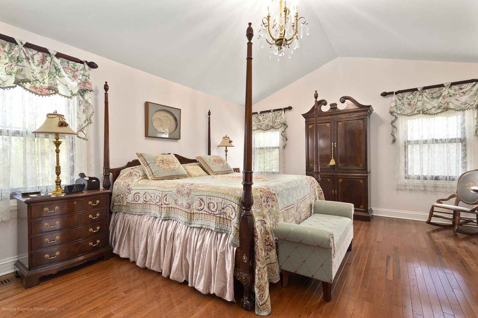 1660 Castillian Way, Mundelein, IL 60060