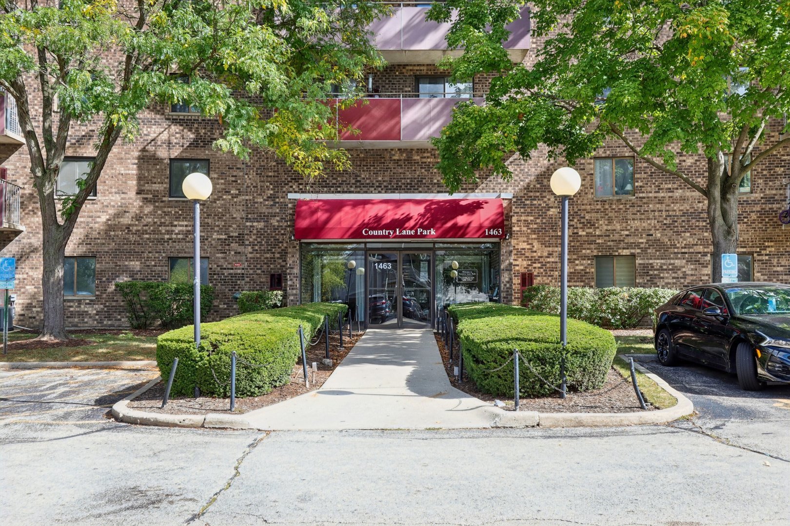 1463 Mercury Drive #309, Schaumburg, IL 60193