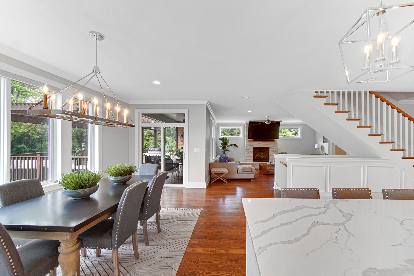 5622 Belmont Road, Downers Grove, IL 60516