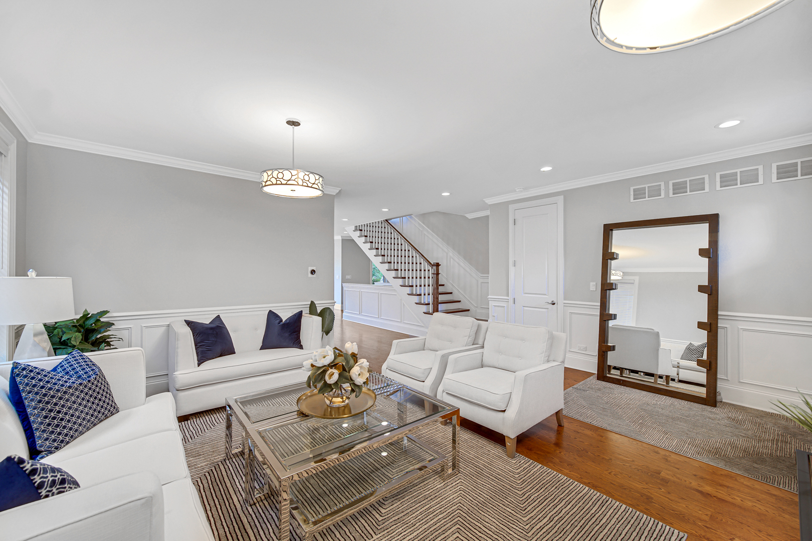 5622 Belmont Road, Downers Grove, IL 60516