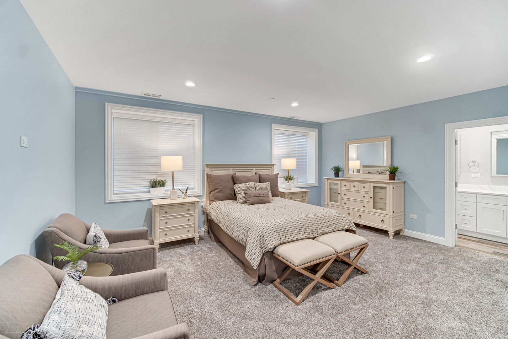 5622 Belmont Road, Downers Grove, IL 60516