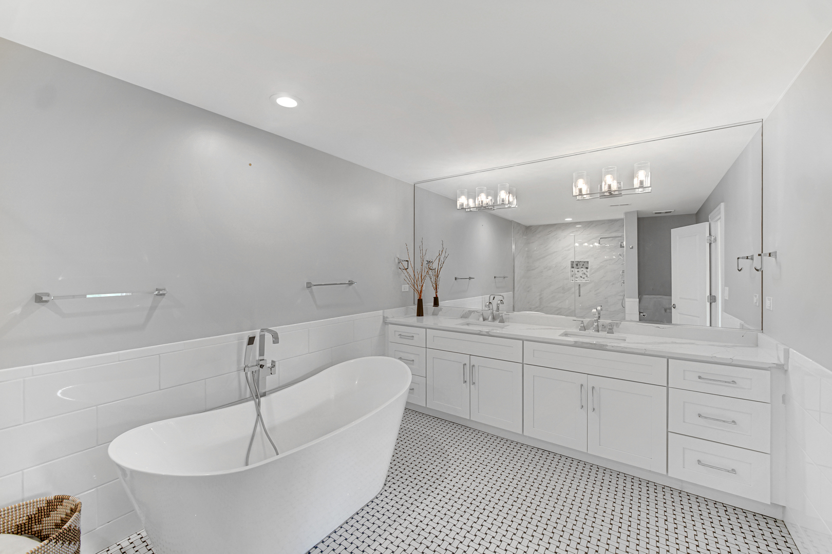 5622 Belmont Road, Downers Grove, IL 60516