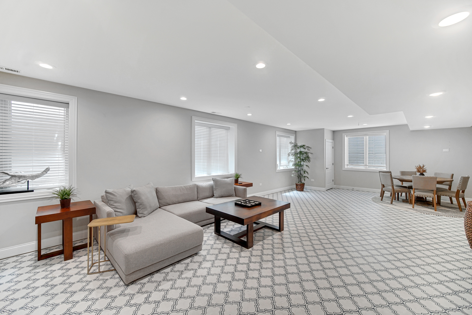 5622 Belmont Road, Downers Grove, IL 60516