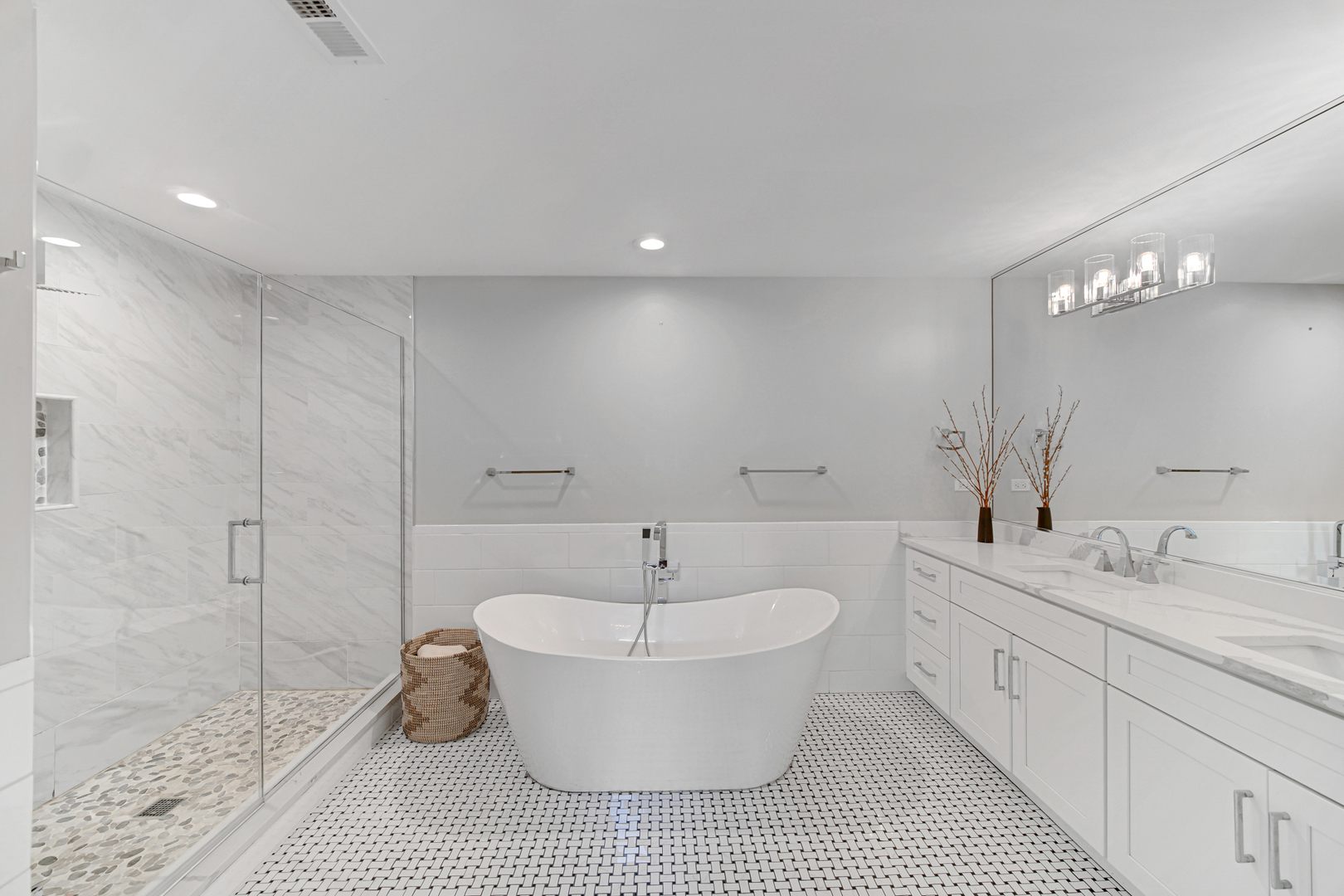 5622 Belmont Road, Downers Grove, IL 60516