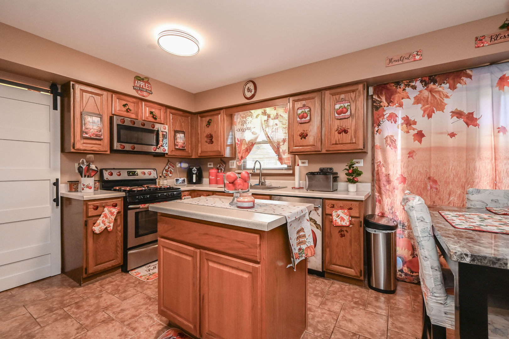 3805 Bertrand Lane, Beach Park, IL 60099