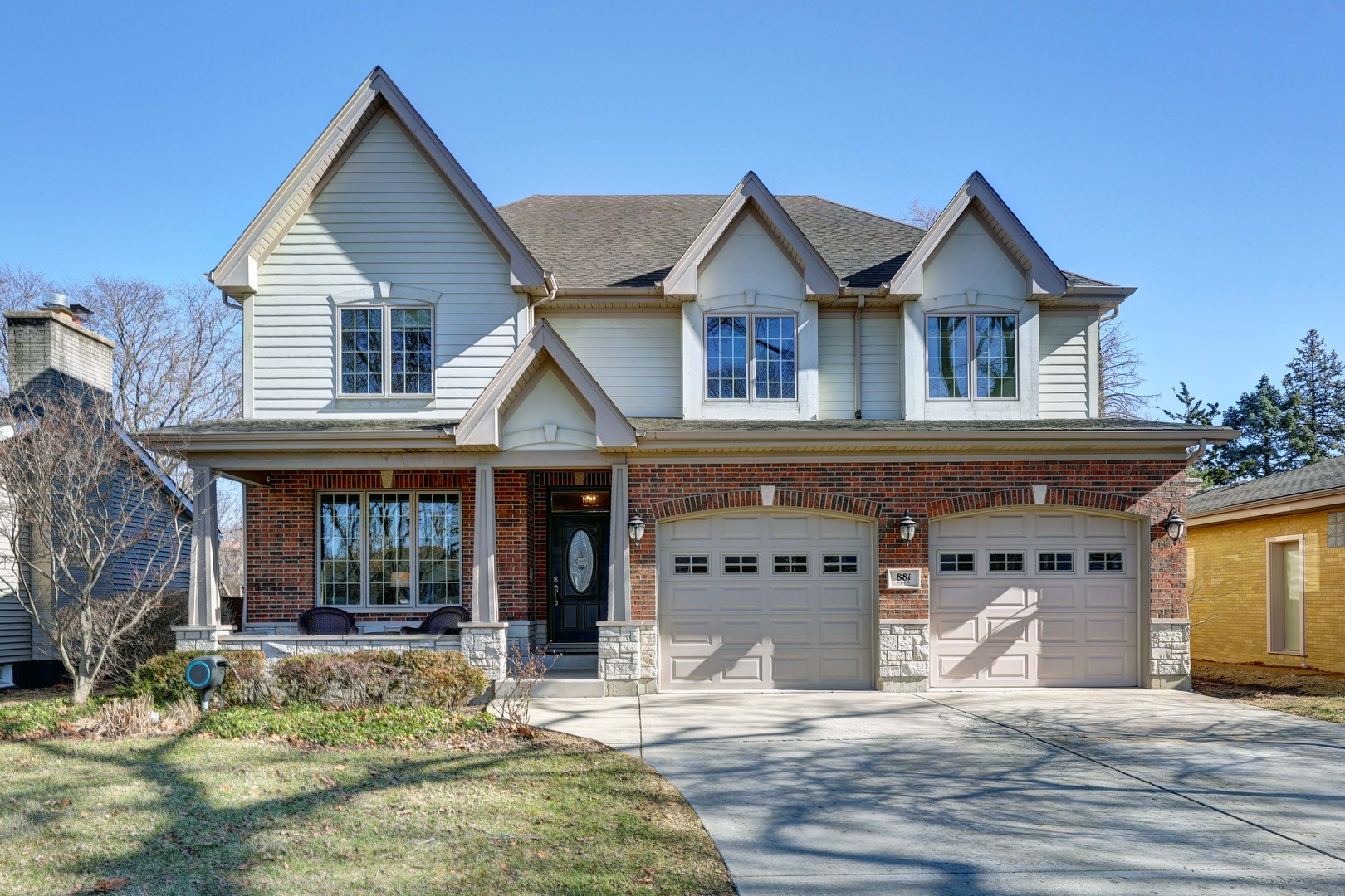 881 S Bryan Street, Elmhurst, IL 60126