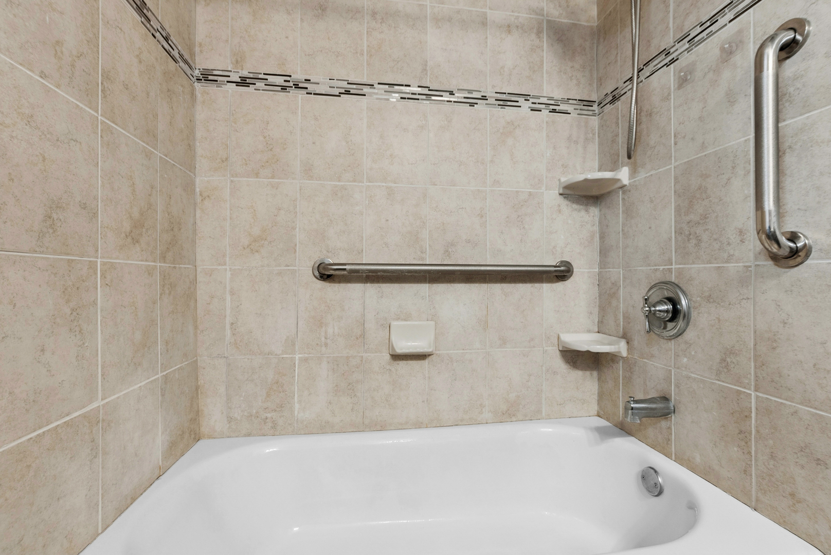 16417 George Drive, Oak Forest, IL 60452