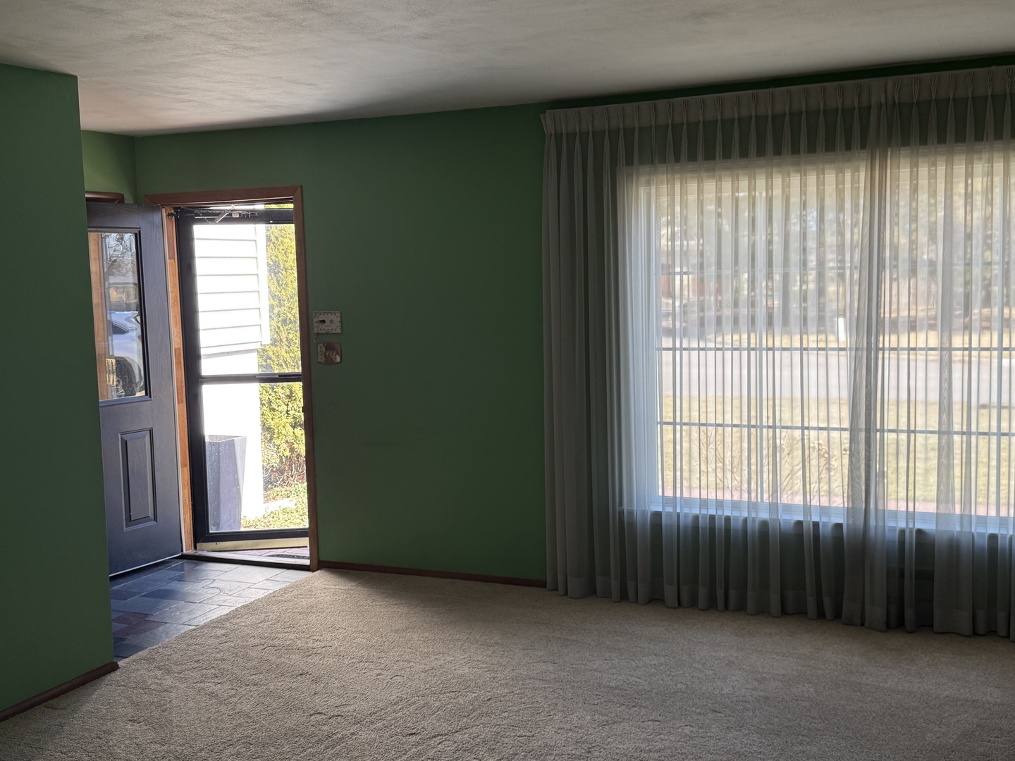 2724 N Country Club Terrace Terrace, Rockford, IL 61103