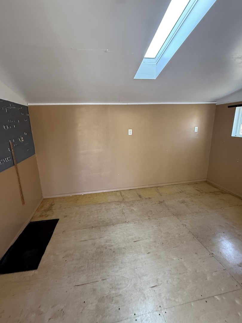 2724 N Country Club Terrace Terrace, Rockford, IL 61103