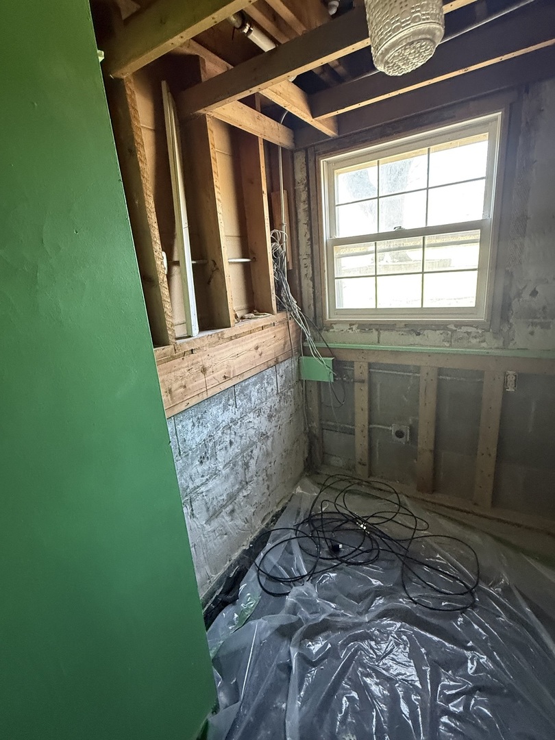 2724 N Country Club Terrace Terrace, Rockford, IL 61103