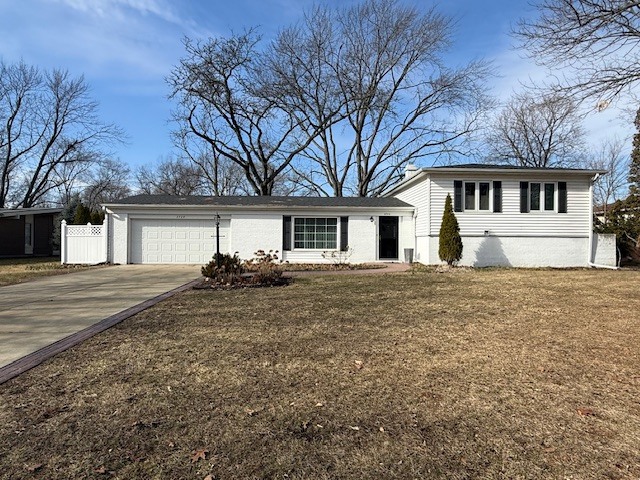 2724 N Country Club Terrace Terrace, Rockford, IL 61103