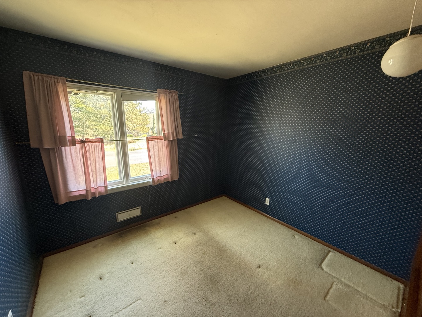 2724 N Country Club Terrace Terrace, Rockford, IL 61103