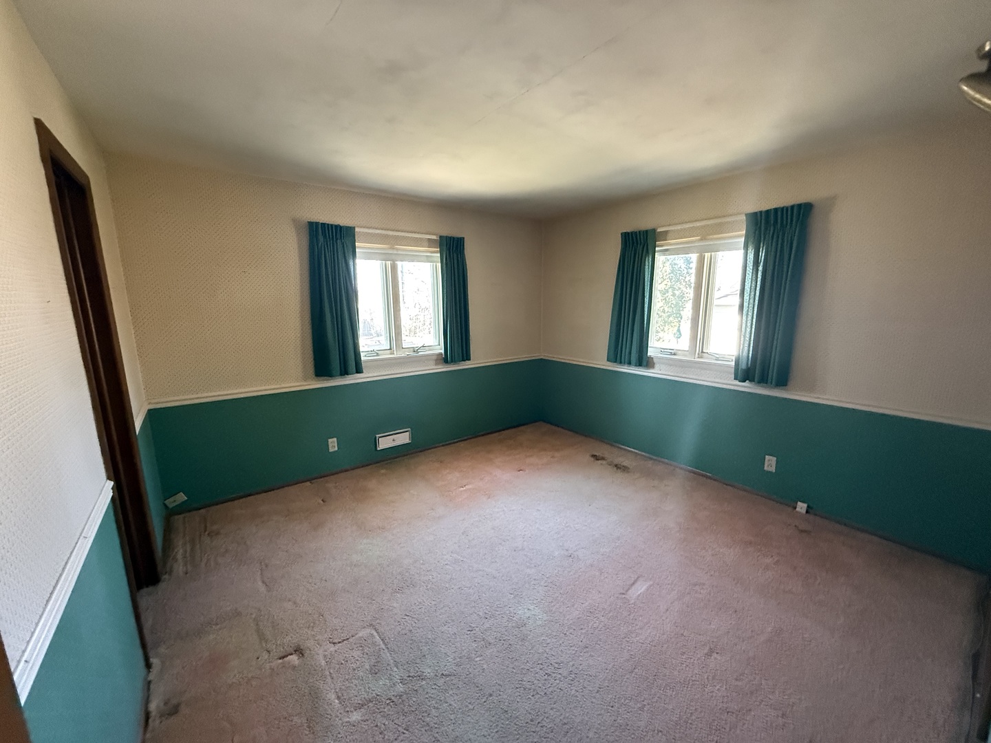 2724 N Country Club Terrace Terrace, Rockford, IL 61103