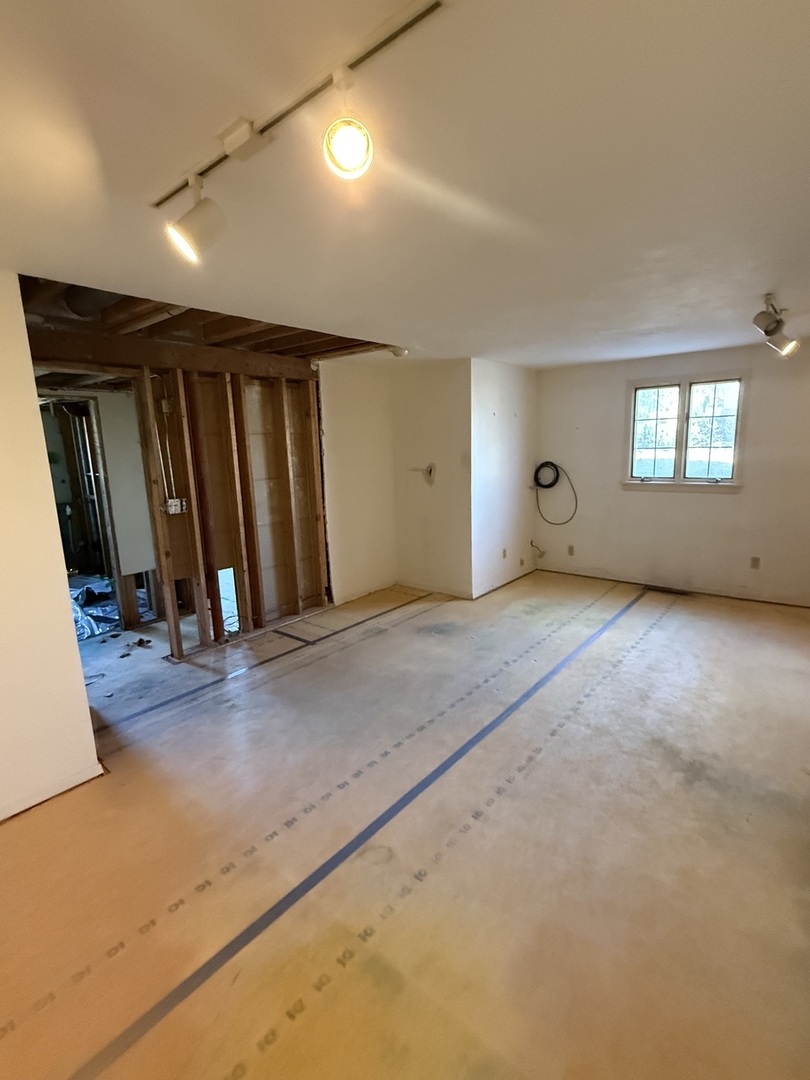 2724 N Country Club Terrace Terrace, Rockford, IL 61103