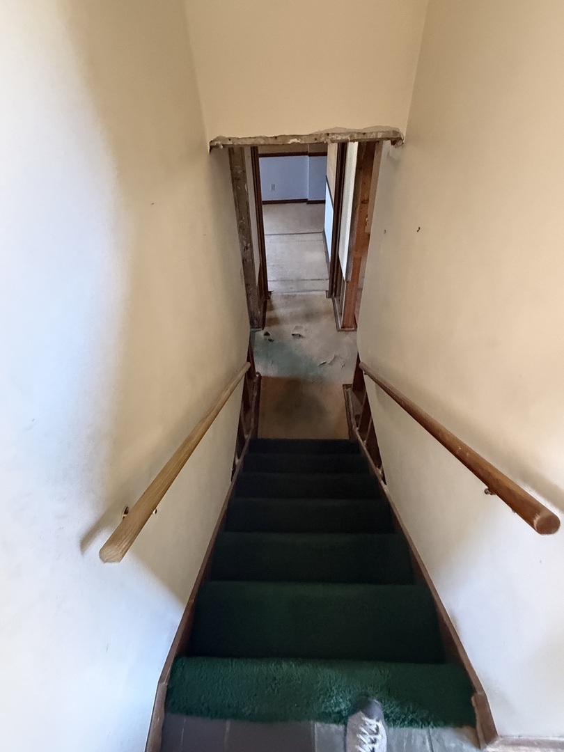 2724 N Country Club Terrace Terrace, Rockford, IL 61103