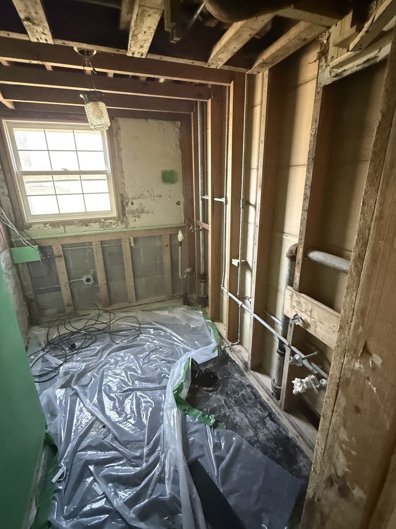 2724 N Country Club Terrace Terrace, Rockford, IL 61103