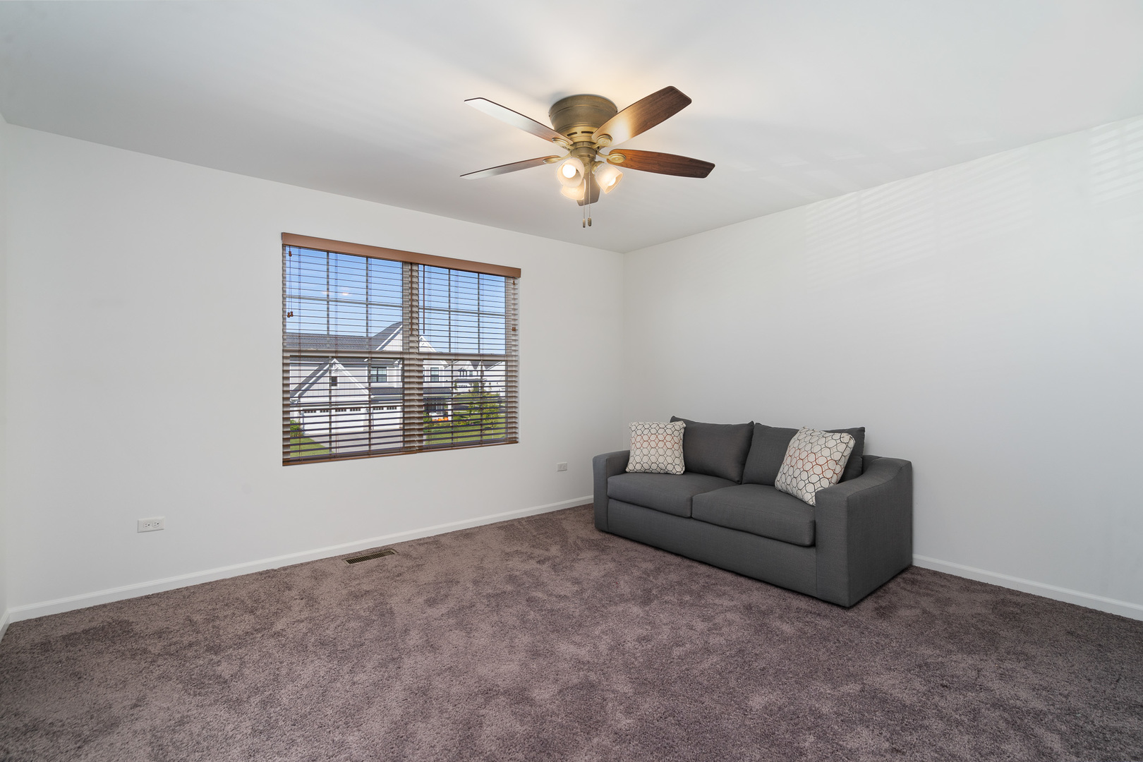 16509 S Sun Meadow Drive, Lockport, IL 60441