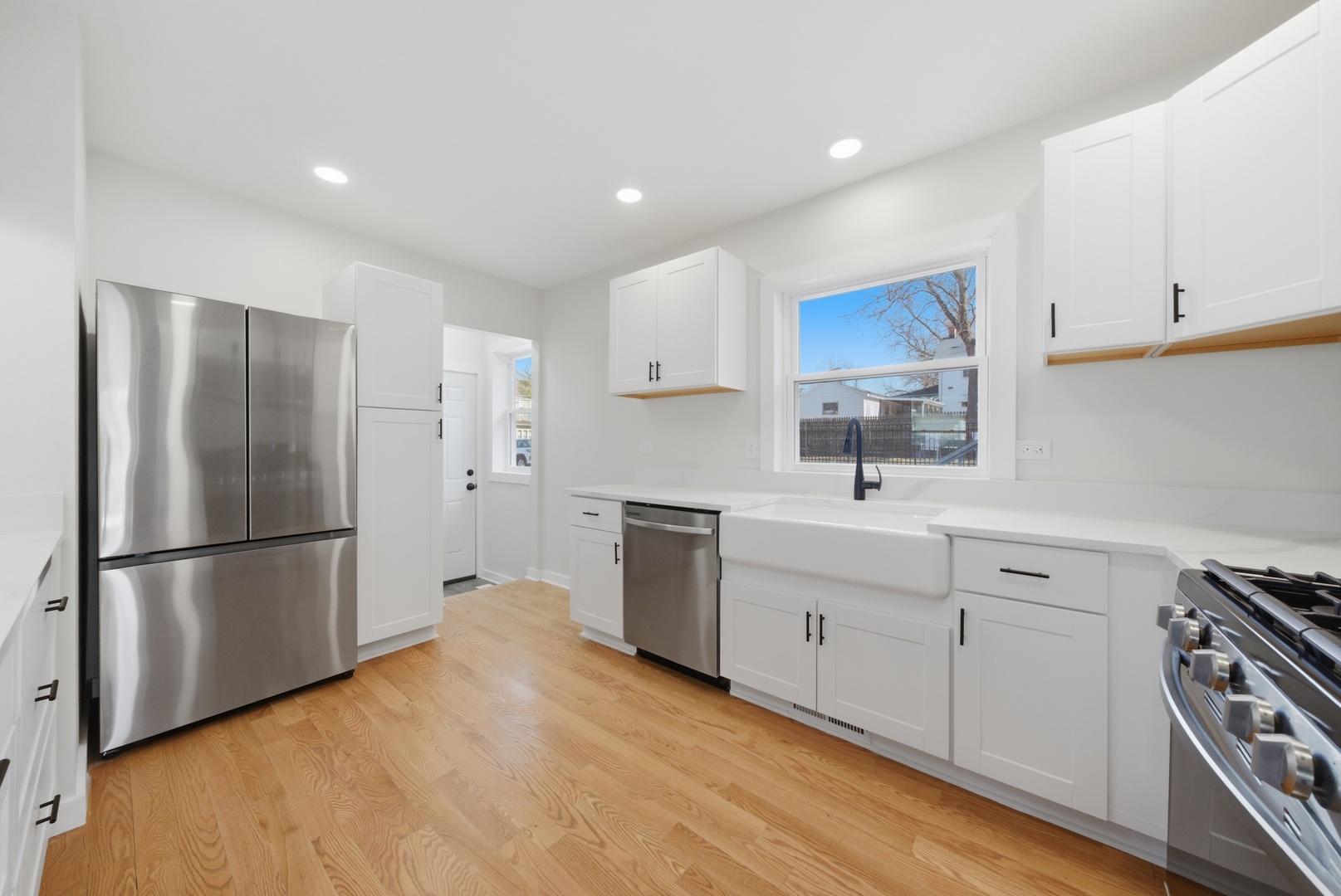 217 E 11th Street, Lockport, IL 60441