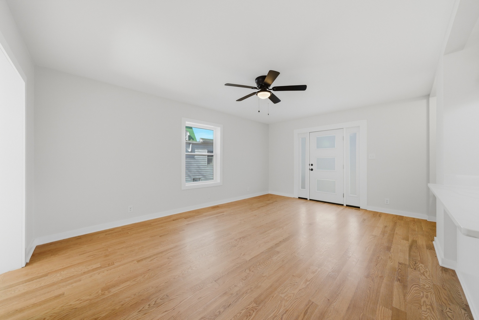 217 E 11th Street, Lockport, IL 60441