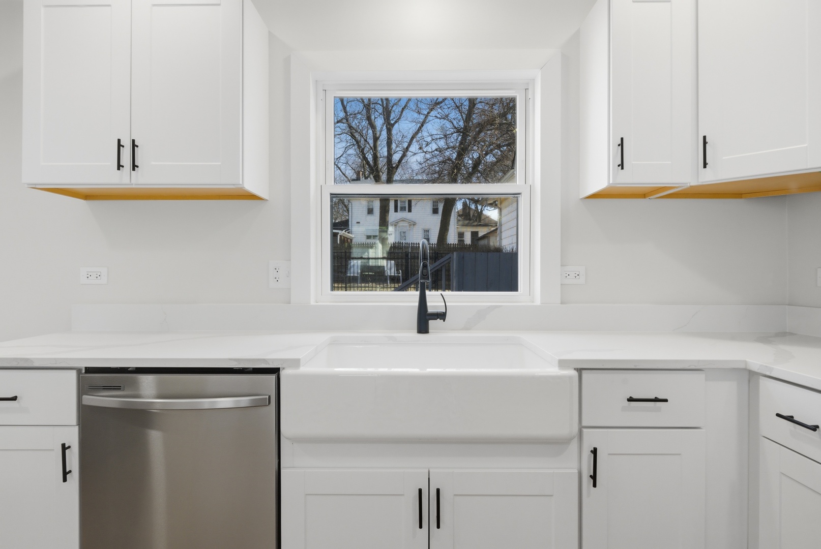 217 E 11th Street, Lockport, IL 60441