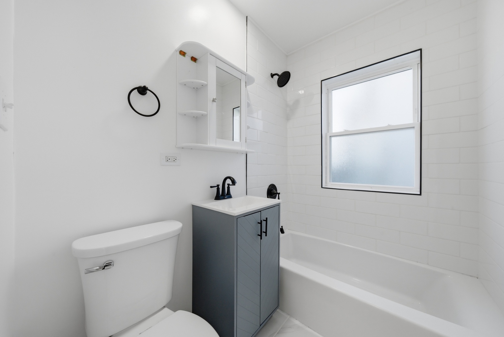 217 E 11th Street, Lockport, IL 60441