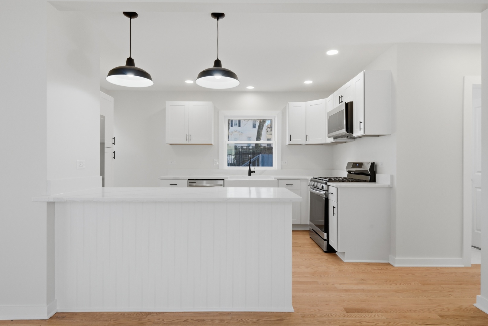 217 E 11th Street, Lockport, IL 60441