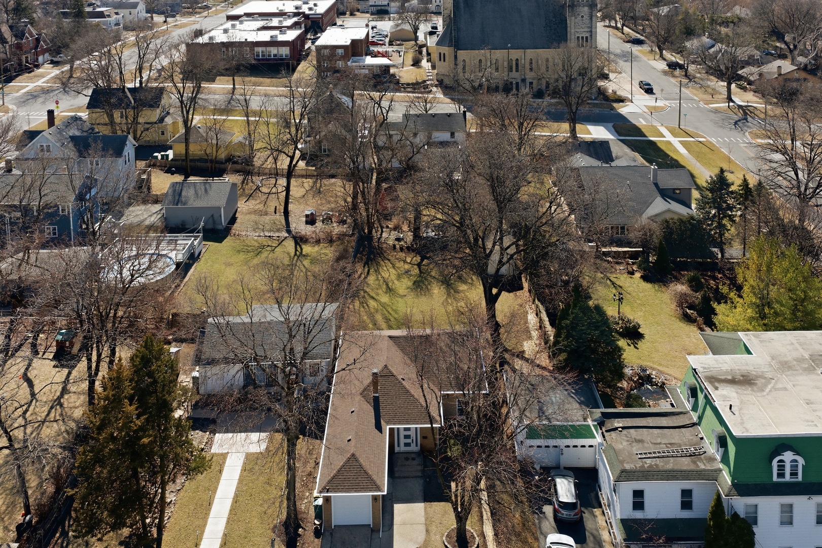 217 E 11th Street, Lockport, IL 60441