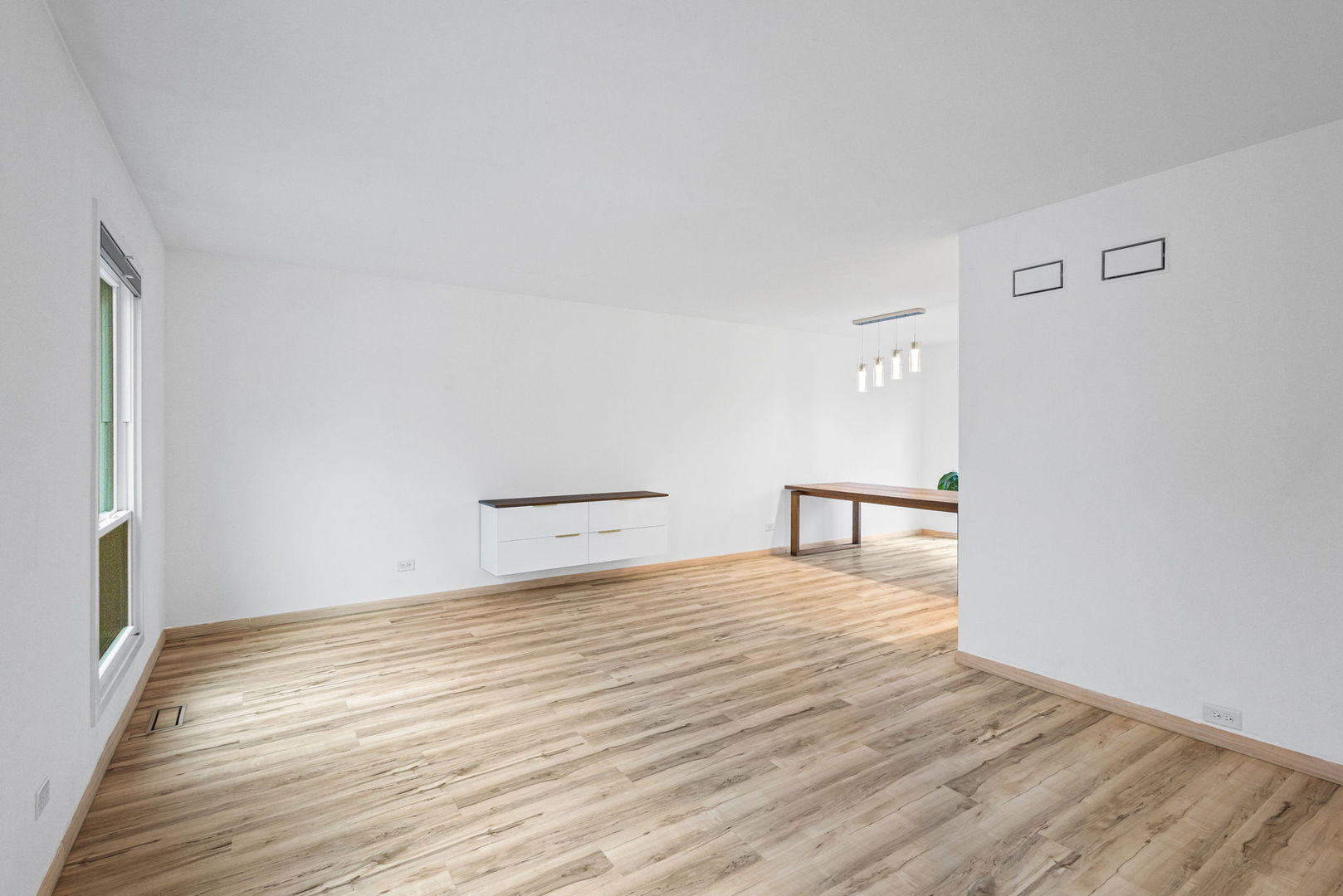 222 Abilene Lane, Vernon Hills, IL 60061