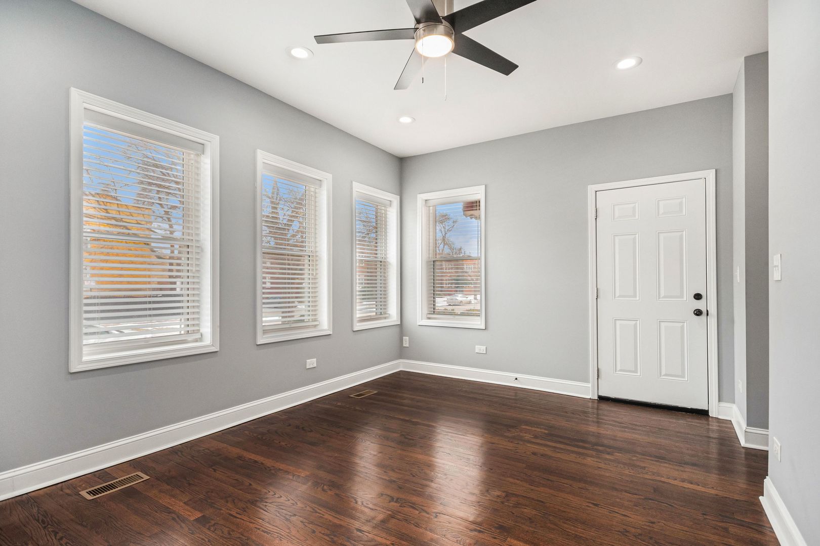 1702 N Meade Avenue #1, Chicago, IL 60639