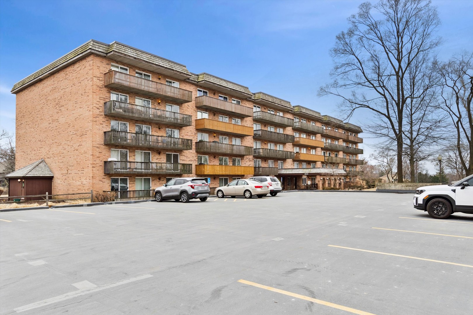 8025 Woodglen Lane #112, Downers Grove, IL 60516