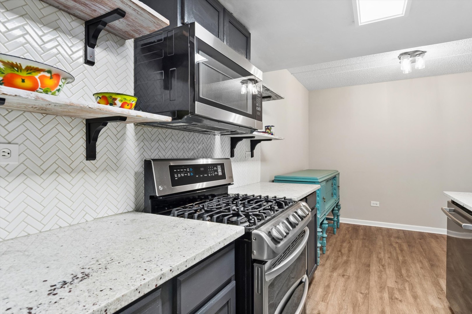 8025 Woodglen Lane #112, Downers Grove, IL 60516