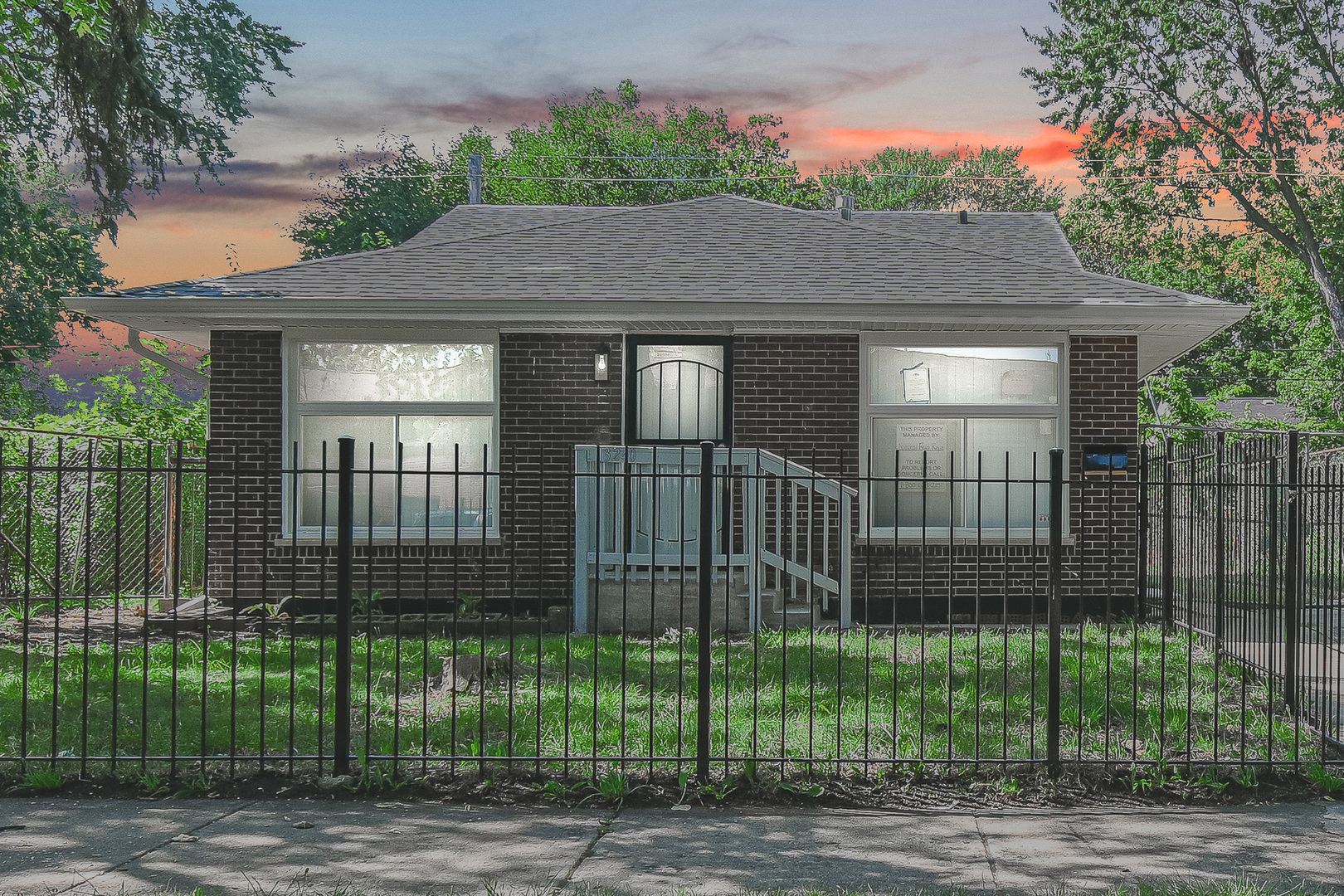 13240 S Saint Lawrence Avenue, Chicago, IL 60827