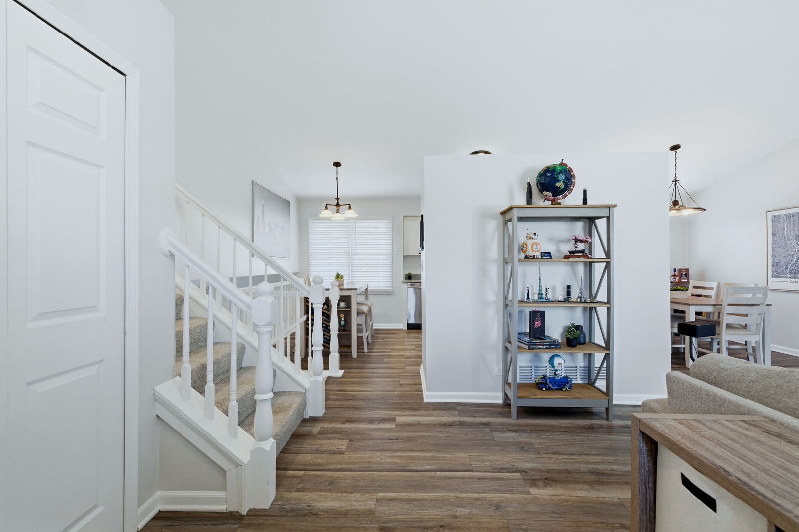 1595 Lois Ann Lane, Naperville, IL 60563