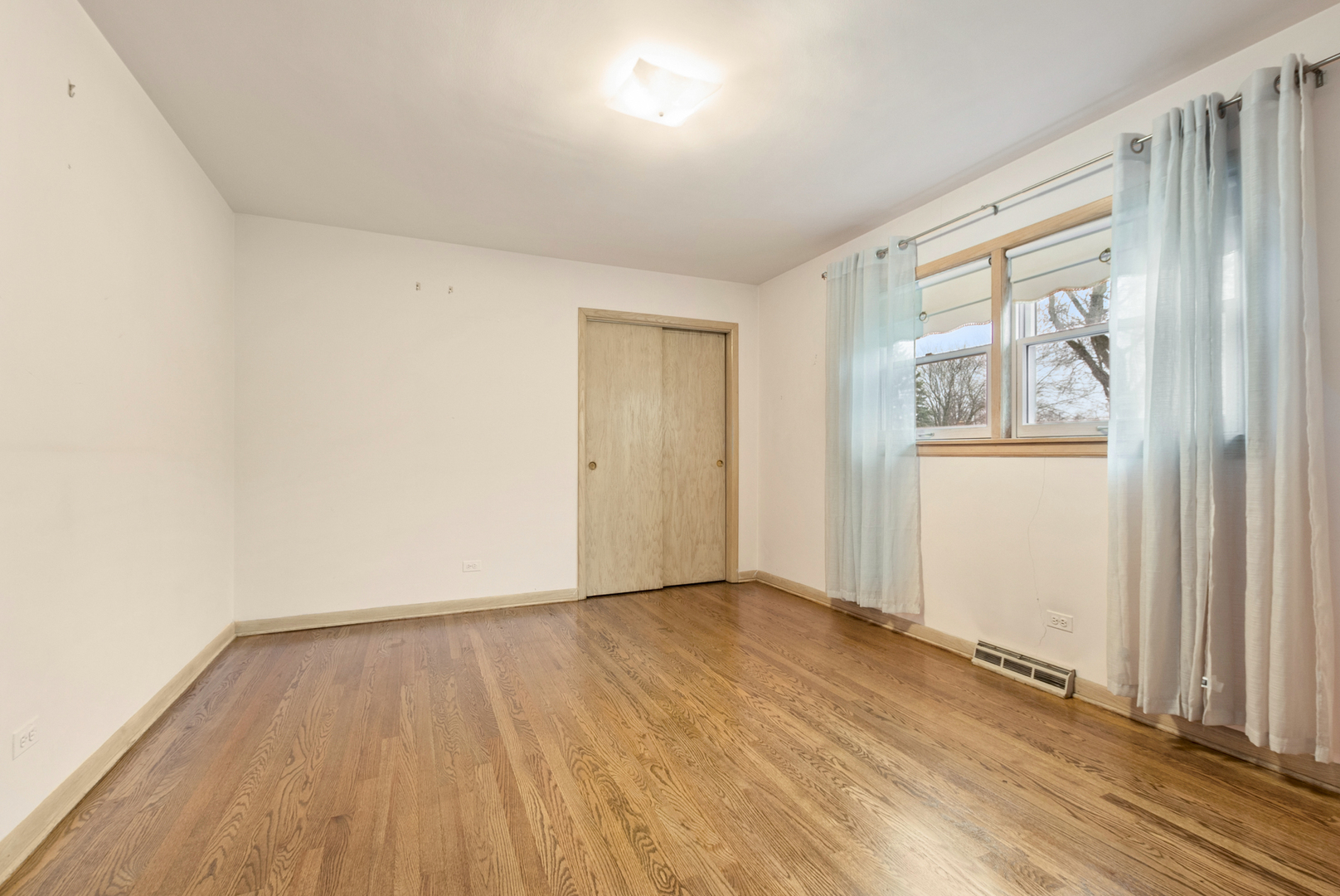 10609 S Kildare Avenue, Oak Lawn, IL 60453