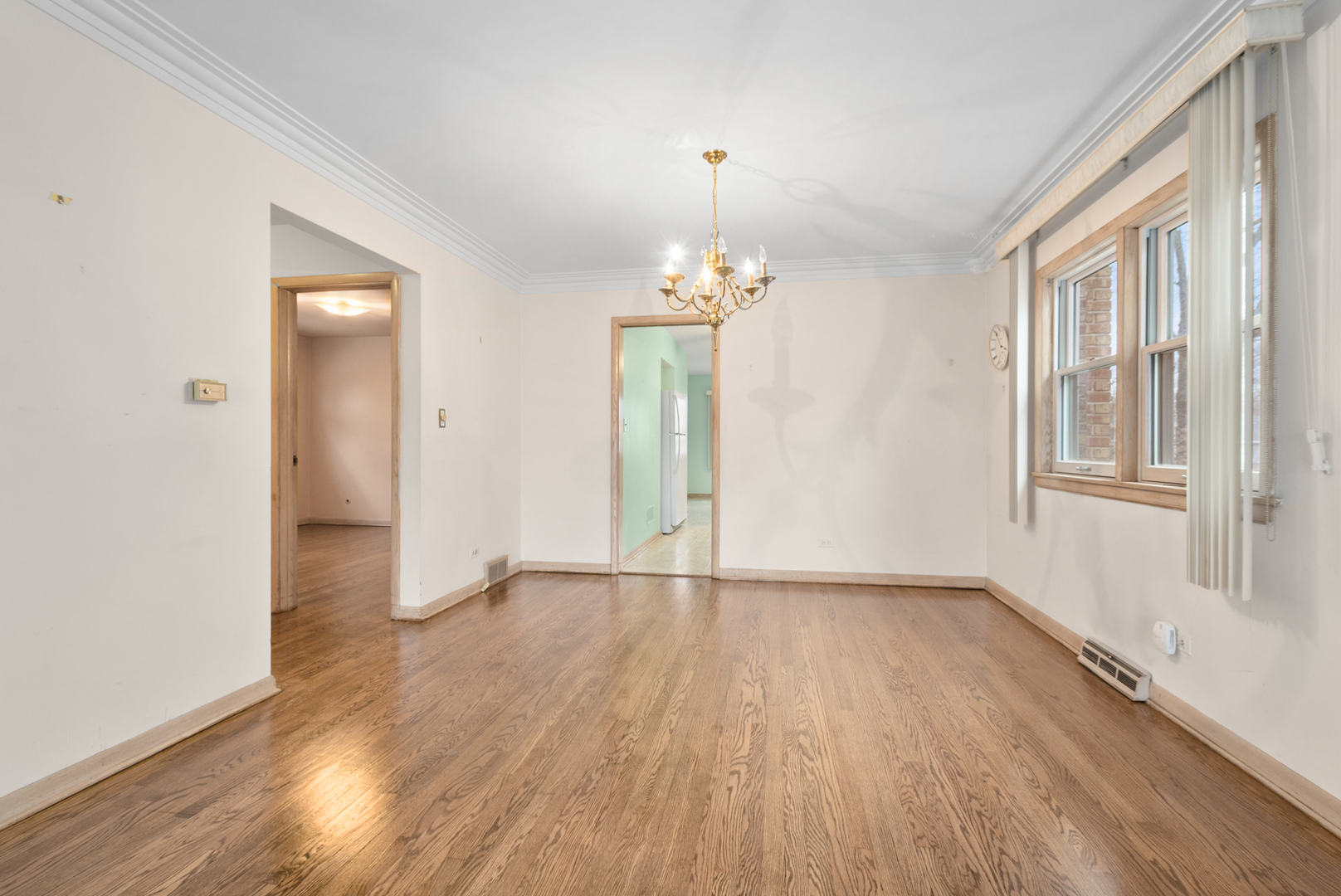 10609 S Kildare Avenue, Oak Lawn, IL 60453