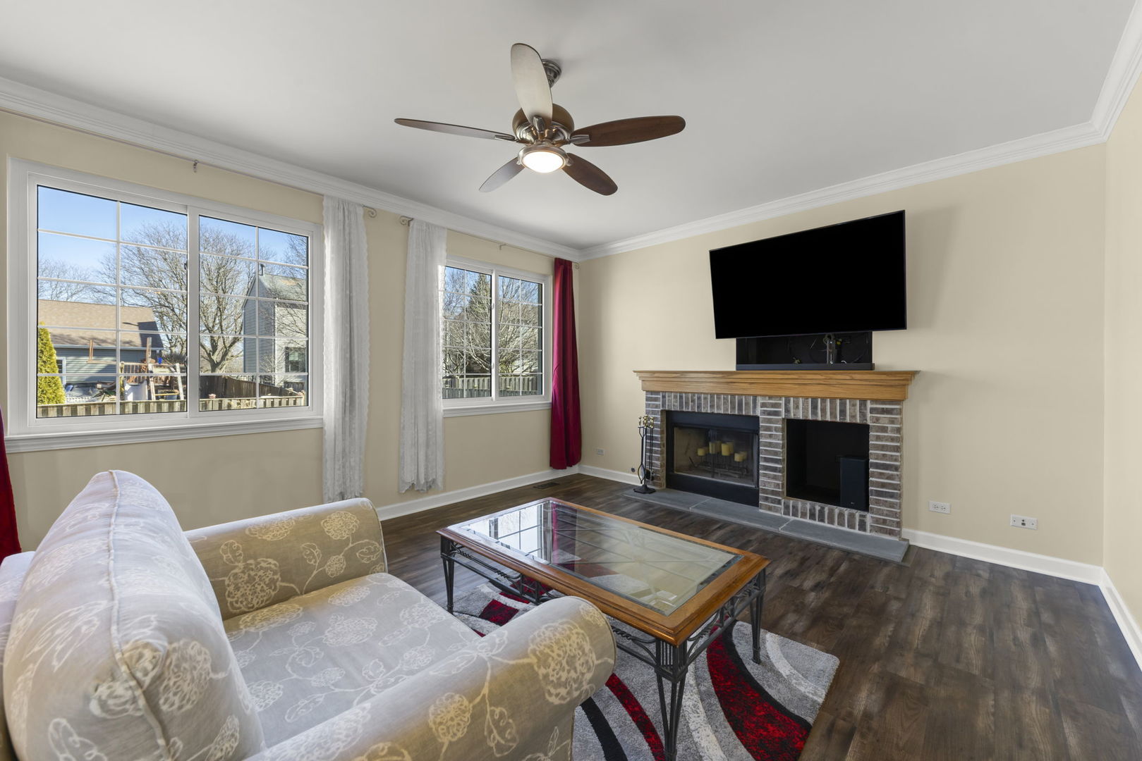 1782 Montrose Drive, Aurora, IL 60503