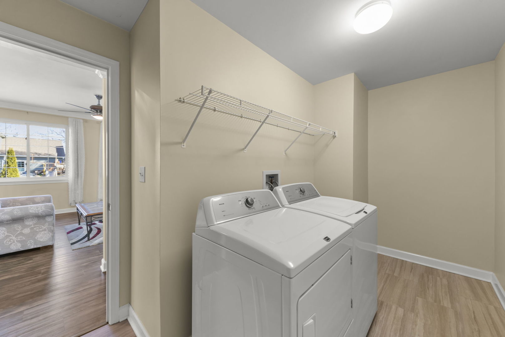 1782 Montrose Drive, Aurora, IL 60503