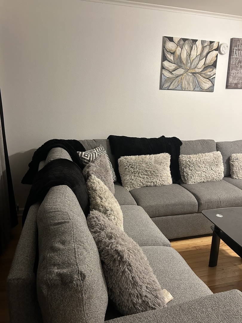 12748 S LOWE Street, Chicago, IL 60638