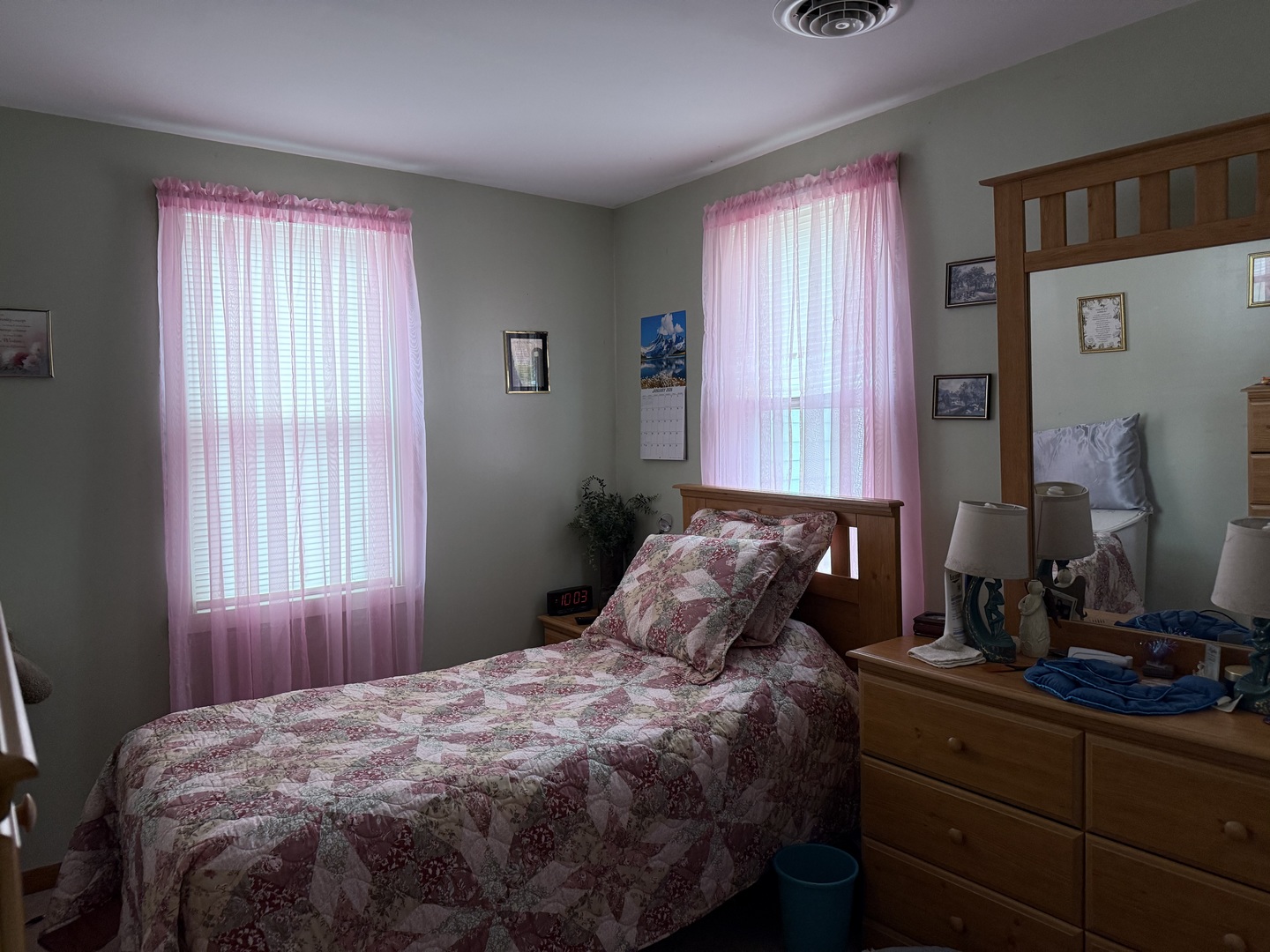 1922 W Richwoods Boulevard, Peoria, IL 61604