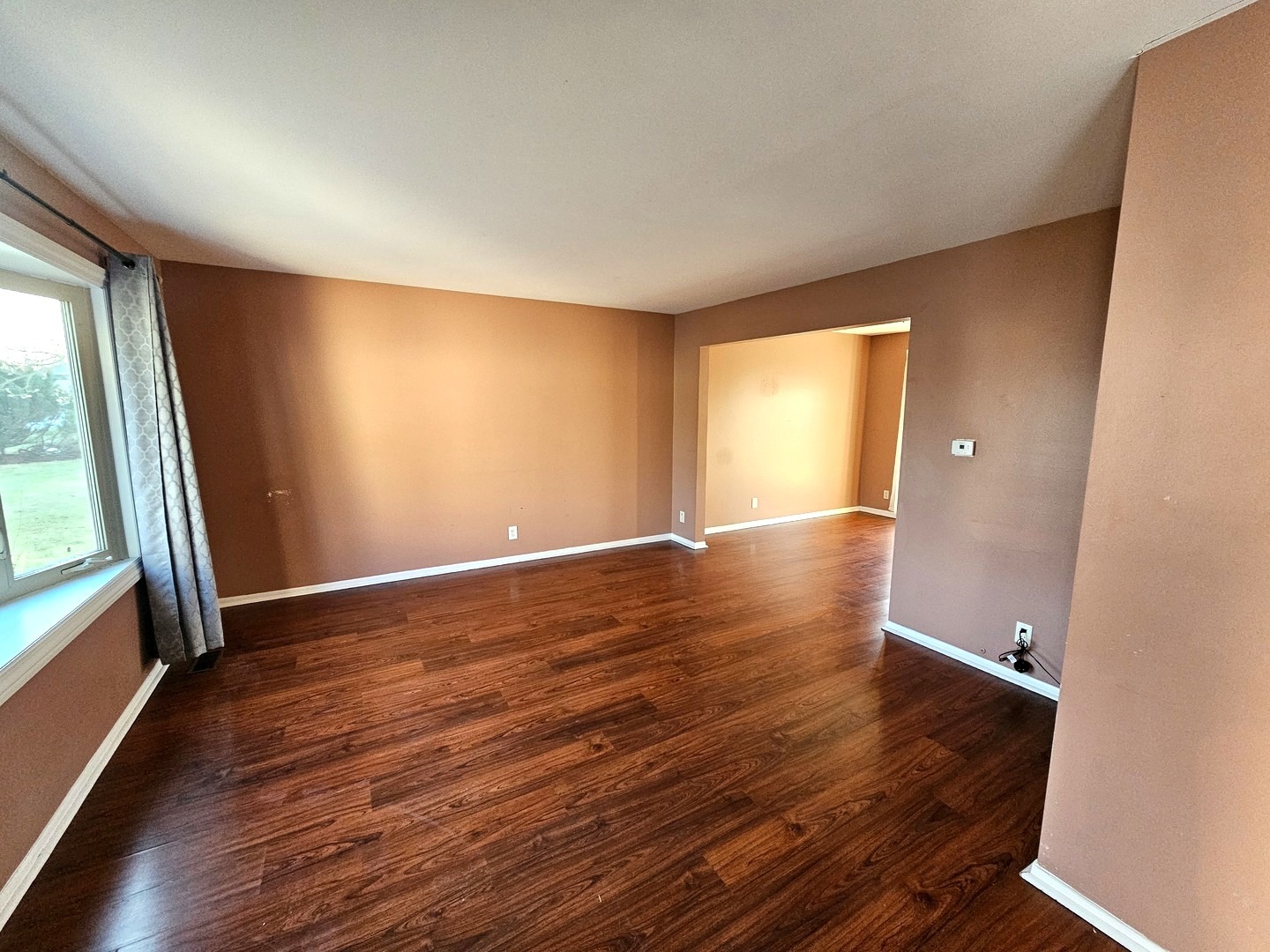 145 Abbeywood Circle, Streamwood, IL 60107