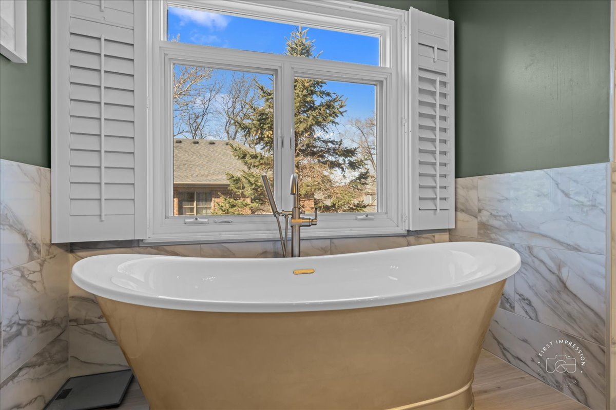 Naperville, IL 60540