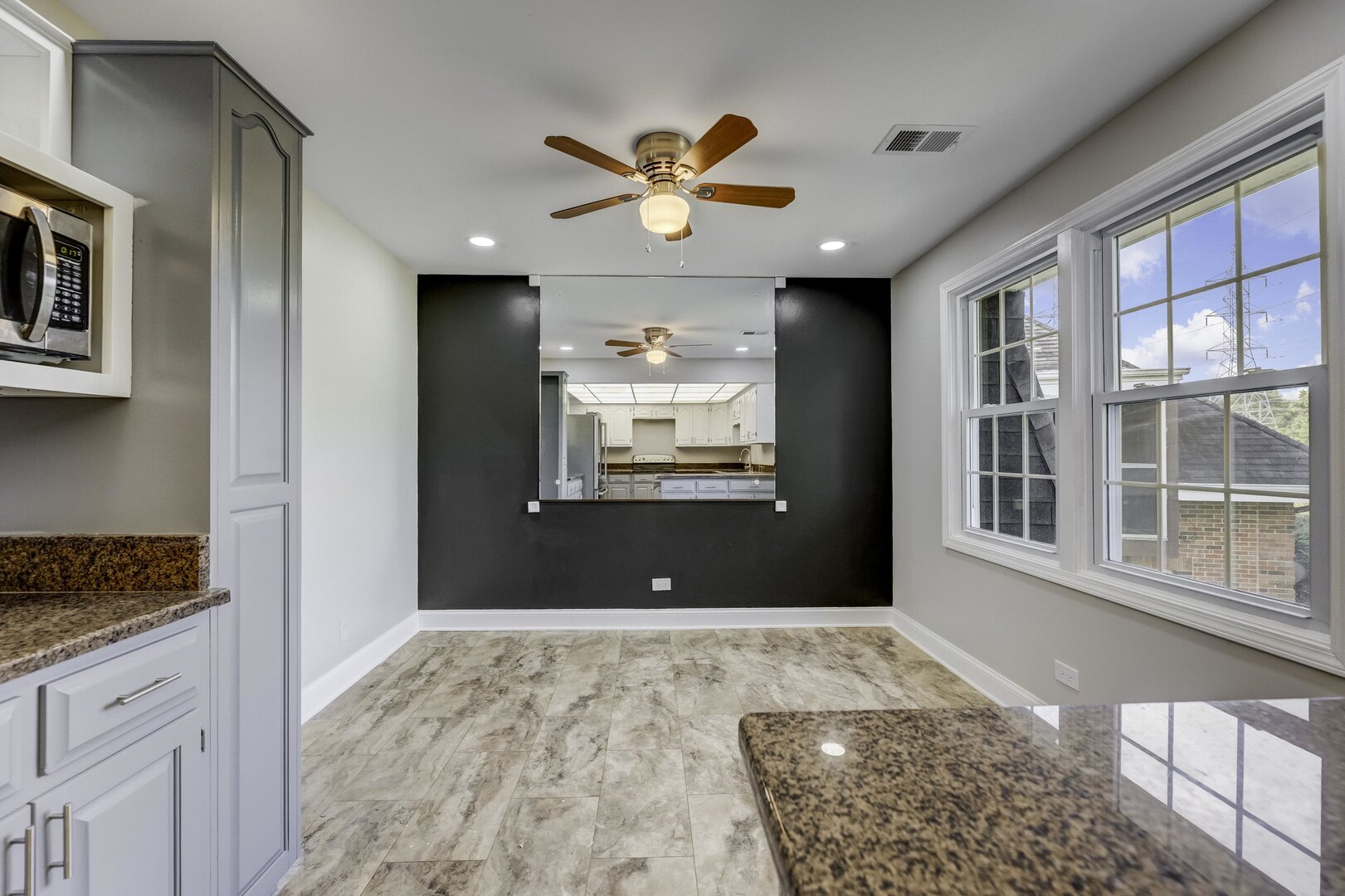 12626 S London Lane #2, Palos Heights, IL 60463