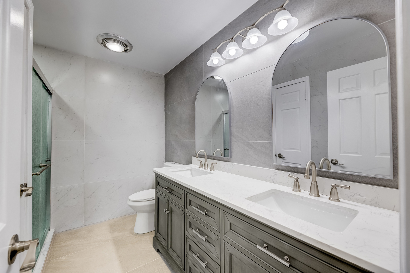 12626 S London Lane #2, Palos Heights, IL 60463